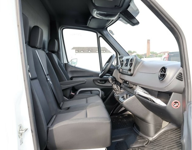 MERCEDES-BENZ Sprinter317CDI Maxi Koffer,LBW,Klima,Kamera - Фургон с закрытым кузовом: фото 2 MERCEDES-BENZ Sprinter317CDI Maxi Koffer,LBW,Klima,Kamera - Фургон с закрытым кузовом: фото 2