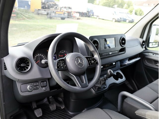 MERCEDES-BENZ Sprinter317CDI Maxi Koffer,LBW,Klima,Kamera - Фургон с закрытым кузовом: фото 4 MERCEDES-BENZ Sprinter317CDI Maxi Koffer,LBW,Klima,Kamera - Фургон с закрытым кузовом: фото 4