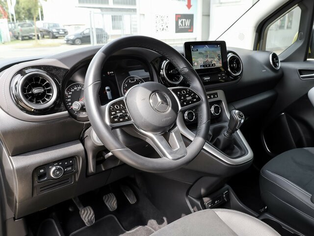 MERCEDES-BENZ T 180 Progressive,AMF Rollstuhlrampe,LED,Navi - Пассажирский фургон: фото 2 MERCEDES-BENZ T 180 Progressive,AMF Rollstuhlrampe,LED,Navi - Пассажирский фургон: фото 2