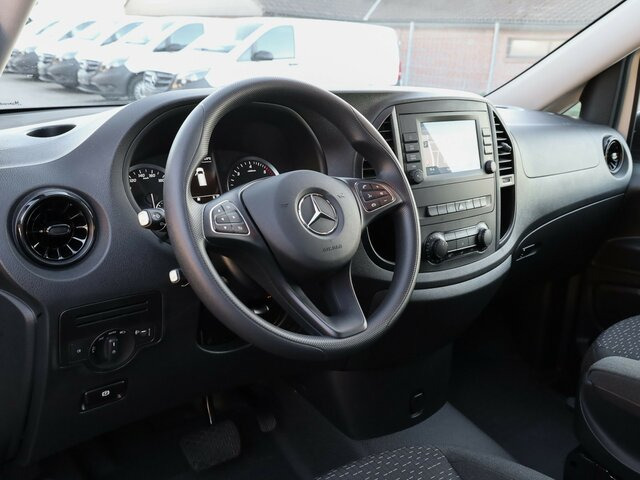MERCEDES-BENZ Vito 114 TourerPro,Extralang,8Sitzer,Automatik... - Пассажирский фургон: фото 5 MERCEDES-BENZ Vito 114 TourerPro,Extralang,8Sitzer,Automatik... - Пассажирский фургон: фото 5