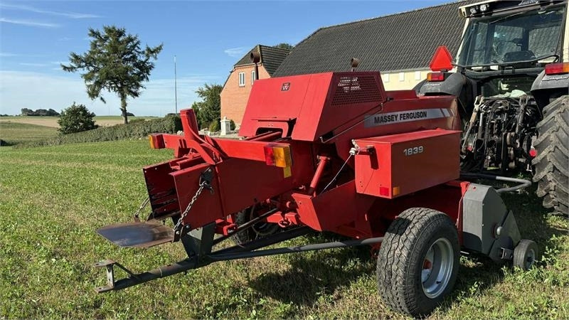 Massey Ferguson 1839 Småballe presser - Обмотчик рулонов: фото 3 Massey Ferguson 1839 Småballe presser - Обмотчик рулонов: фото 3