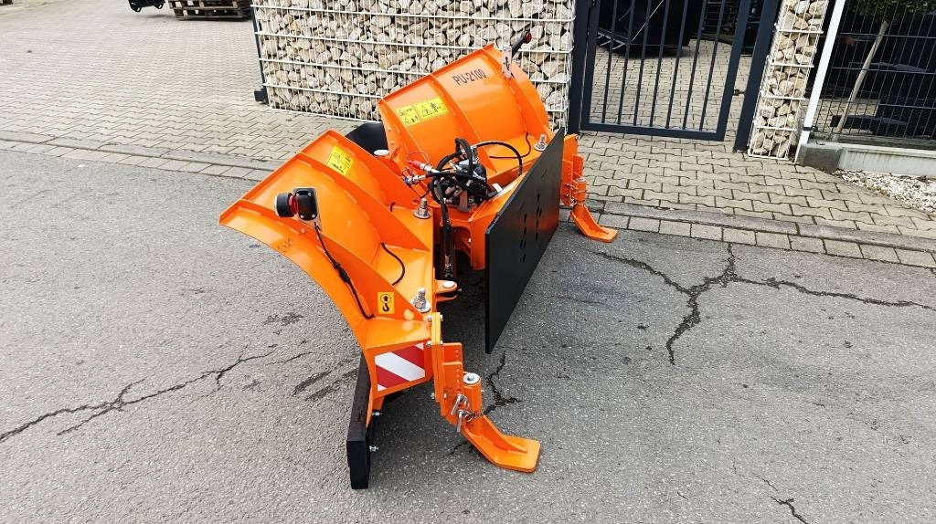 Pflug PU2100 Radlader Dreipunkt Komfort Steuerung - Отвал для снега для Сельскохозяйственной техники: фото 4 Pflug PU2100 Radlader Dreipunkt Komfort Steuerung - Отвал для снега для Сельскохозяйственной техники: фото 4