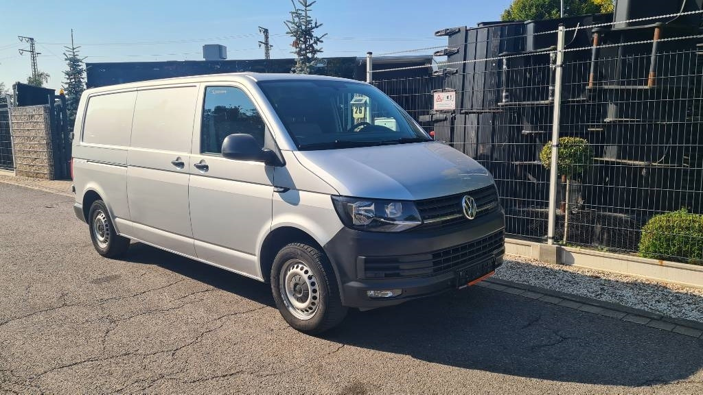 Volkswagen T5 2.0 TDI, Kasten, Werkstattschränke, Klima, AHK - Фургон с закрытым кузовом: фото 1 Volkswagen T5 2.0 TDI, Kasten, Werkstattschränke, Klima, AHK - Фургон с закрытым кузовом: фото 1