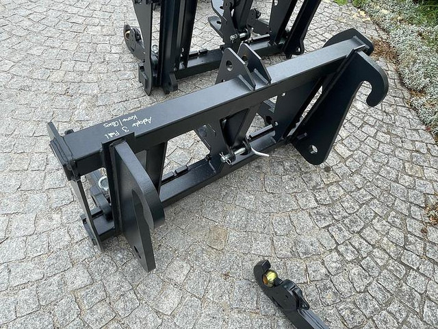 Big Adapter Kramer / Claas Scorpion auf 3 Punkt Aufnahme - Навесное оборудование: фото 2 Big Adapter Kramer / Claas Scorpion auf 3 Punkt Aufnahme - Навесное оборудование: фото 2