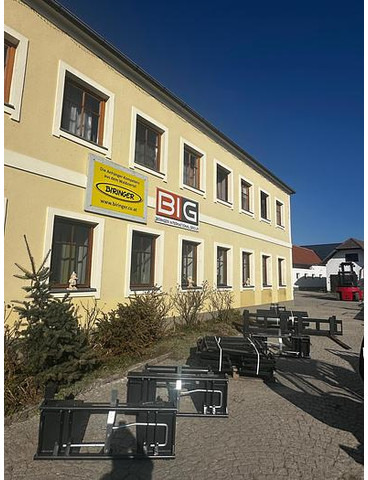 Big Genie / Terex Adapter mit 3 Punkt Aufnahme - Навесное оборудование: фото 5 Big Genie / Terex Adapter mit 3 Punkt Aufnahme - Навесное оборудование: фото 5