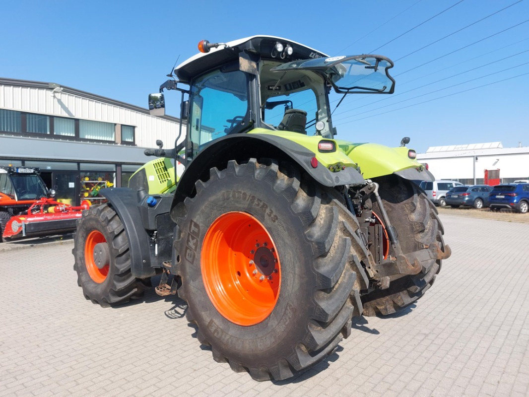 CLAAS Axion 850 - Трактор: фото 3 CLAAS Axion 850 - Трактор: фото 3