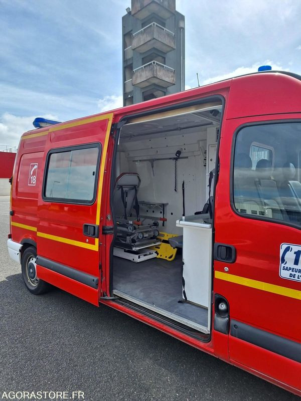 AMBULANCE RENAULT MASTER PICOT 2365 - Цельнометаллический фургон: фото 4 AMBULANCE RENAULT MASTER PICOT 2365 - Цельнометаллический фургон: фото 4