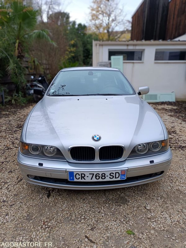 BMW SERIE 5 525i 2.5 i 192CH BOITE AUTOMATIQUE - 2001 - 212000KMS - Легковой автомобиль: фото 2 BMW SERIE 5 525i 2.5 i 192CH BOITE AUTOMATIQUE - 2001 - 212000KMS - Легковой автомобиль: фото 2