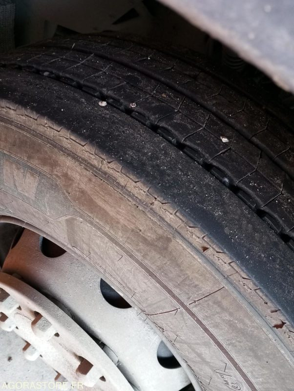 BOM RENAULT D - 2021 - 162758km - FZ325QB - Мусоровоз: фото 3 BOM RENAULT D - 2021 - 162758km - FZ325QB - Мусоровоз: фото 3