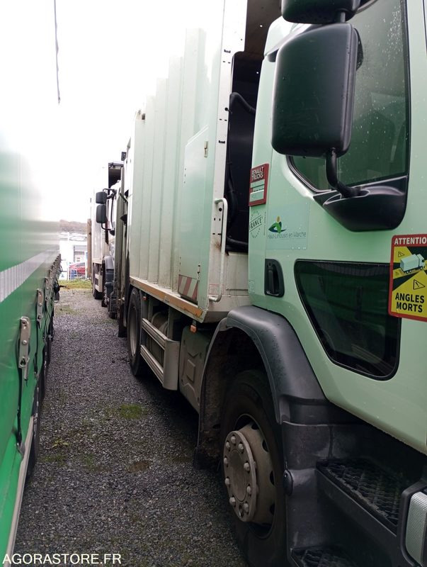 BOM RENAULT D WIDE - 2015 - 277641km - DW072WN - Мусоровоз: фото 4 BOM RENAULT D WIDE - 2015 - 277641km - DW072WN - Мусоровоз: фото 4