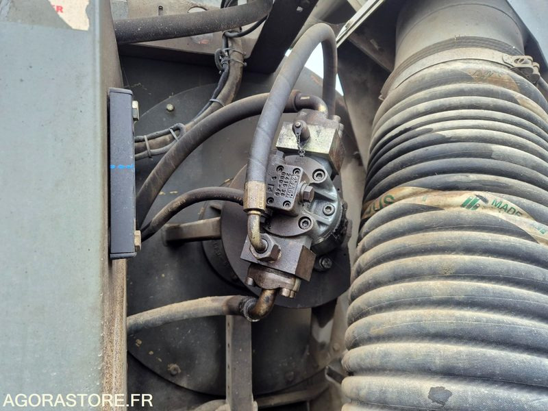 Подметально-уборочная машина Balayeuse Eurovoirie Optifant 70 TA THP - 2012 - 242 000 heures: фото 11