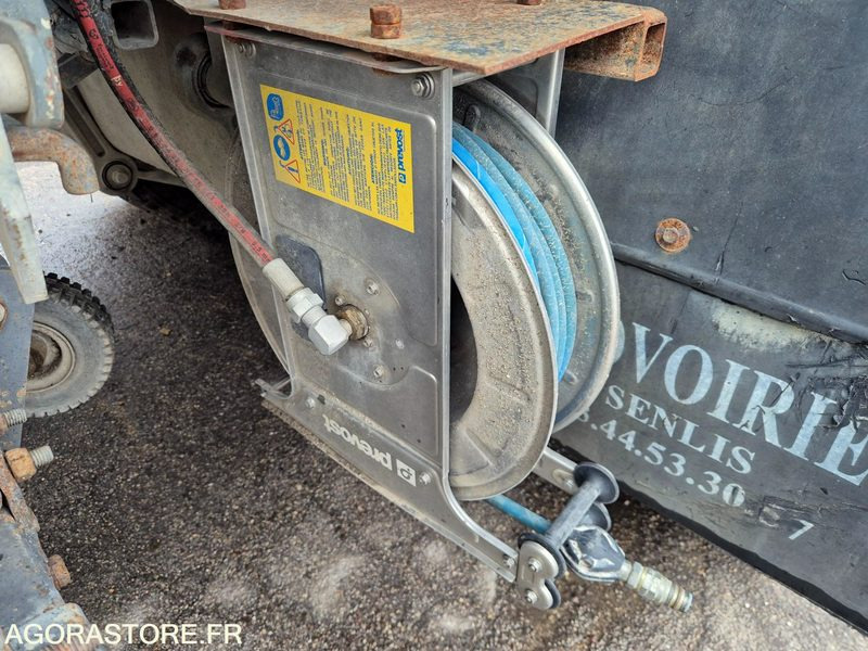 Подметально-уборочная машина Balayeuse Eurovoirie Optifant 70 TA THP - 2012 - 242 000 heures: фото 23