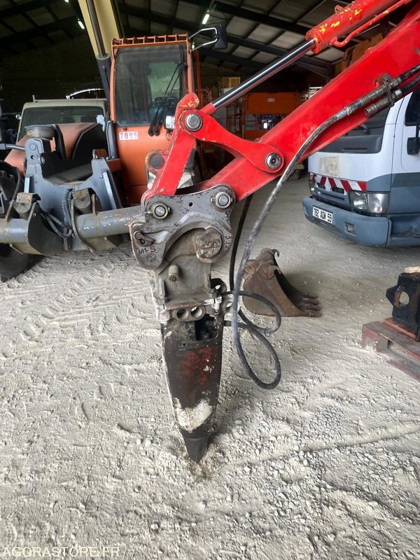 Brise roche Sandvik BR211 M1 - Гидромолот: фото 2 Brise roche Sandvik BR211 M1 - Гидромолот: фото 2