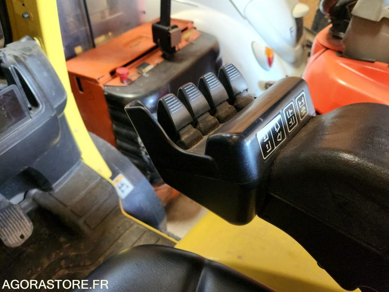 CHARIOT ELEVATEUR DIESEL 3T5 HYSTER H3.5FT - 2007 - 1033 heures - Дизельный погрузчик: фото 4 CHARIOT ELEVATEUR DIESEL 3T5 HYSTER H3.5FT - 2007 - 1033 heures - Дизельный погрузчик: фото 4