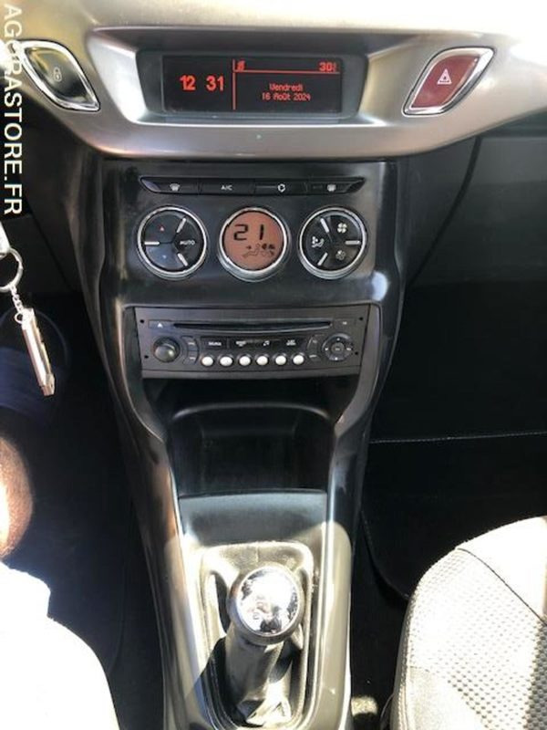 Легковой автомобиль CITROEN - C3 - 2015 / 125500 KM: фото 7