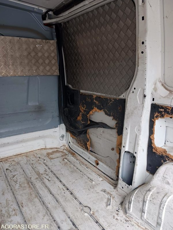 Цельнометаллический фургон Citroën Jumpy: фото 13