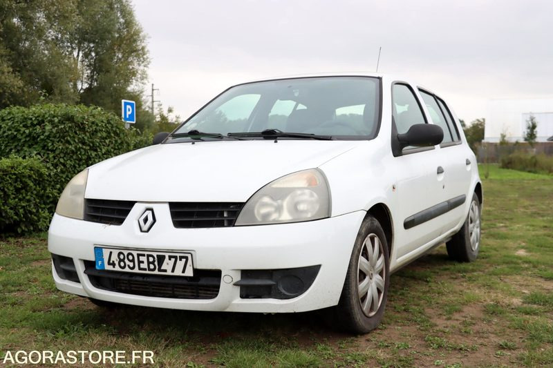 Clio 2 diesel - Легковой автомобиль: фото 1 Clio 2 diesel - Легковой автомобиль: фото 1