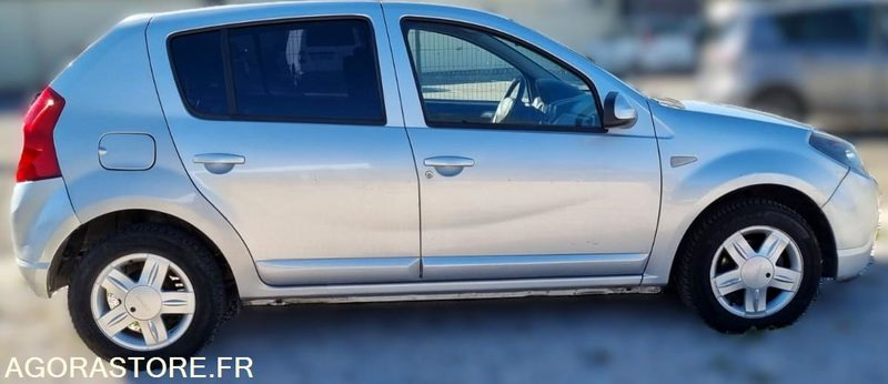 Dacia Sandero MPI Essence /GPL 176000km - Легковой автомобиль: фото 5 Dacia Sandero MPI Essence /GPL 176000km - Легковой автомобиль: фото 5