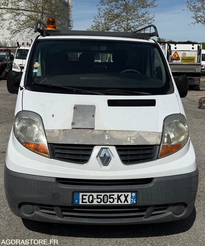EQ505KX - RENAULT TRAFIC 1.9 dci 100 - - Цельнометаллический фургон: фото 1 EQ505KX - RENAULT TRAFIC 1.9 dci 100 - - Цельнометаллический фургон: фото 1