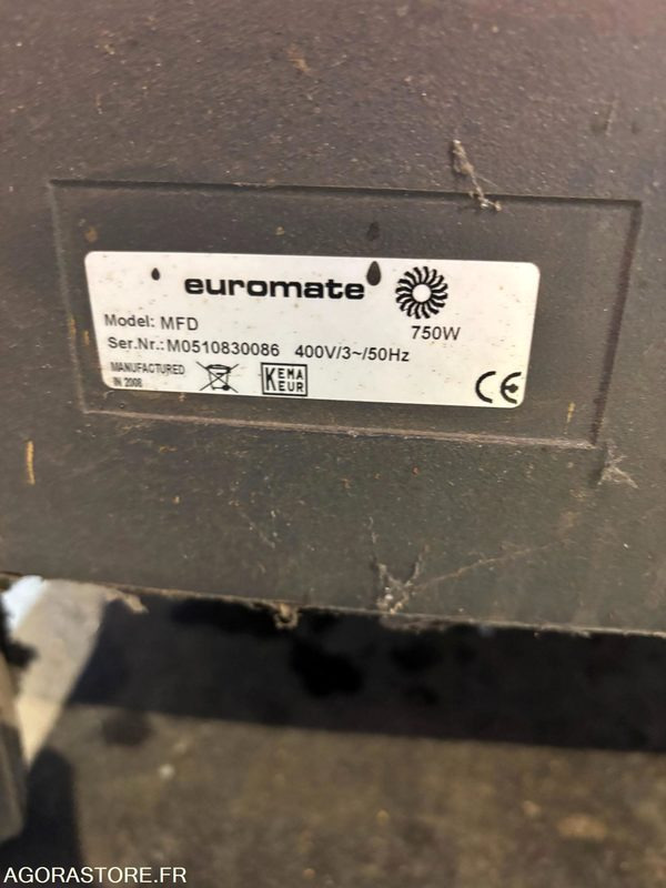 EXTRACTEUR MOBILE DE FUMEES DE SOUDAGE A FILTRE AMOVIBLE - EUROMATE MFD - Инструмент/ Оборудование: фото 2 EXTRACTEUR MOBILE DE FUMEES DE SOUDAGE A FILTRE AMOVIBLE - EUROMATE MFD - Инструмент/ Оборудование: фото 2