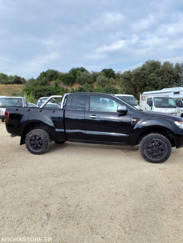 FORD RANGER XLT 2.2 TDCI 150CV EXTRA CABINE 4X4 - 2014 - 121060KMS - Пикап: фото 3 FORD RANGER XLT 2.2 TDCI 150CV EXTRA CABINE 4X4 - 2014 - 121060KMS - Пикап: фото 3