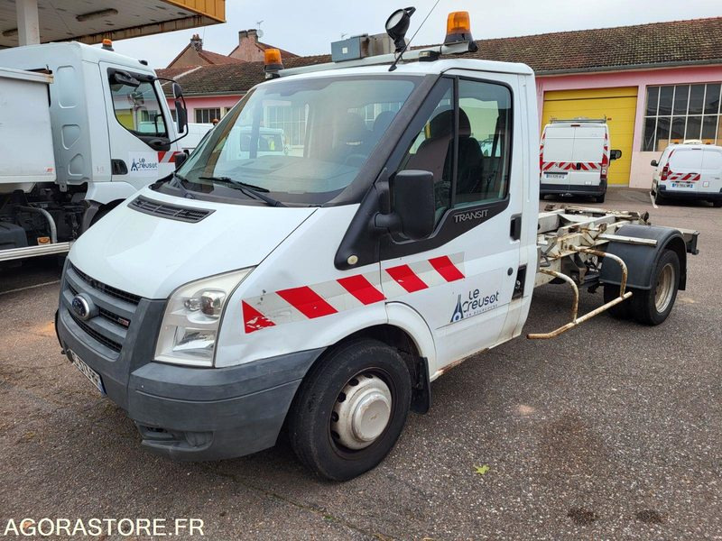 FORD transit avec système ampirol (sans contrôle technique) - Малотоннажный самосвал: фото 2 FORD transit avec système ampirol (sans contrôle technique) - Малотоннажный самосвал: фото 2