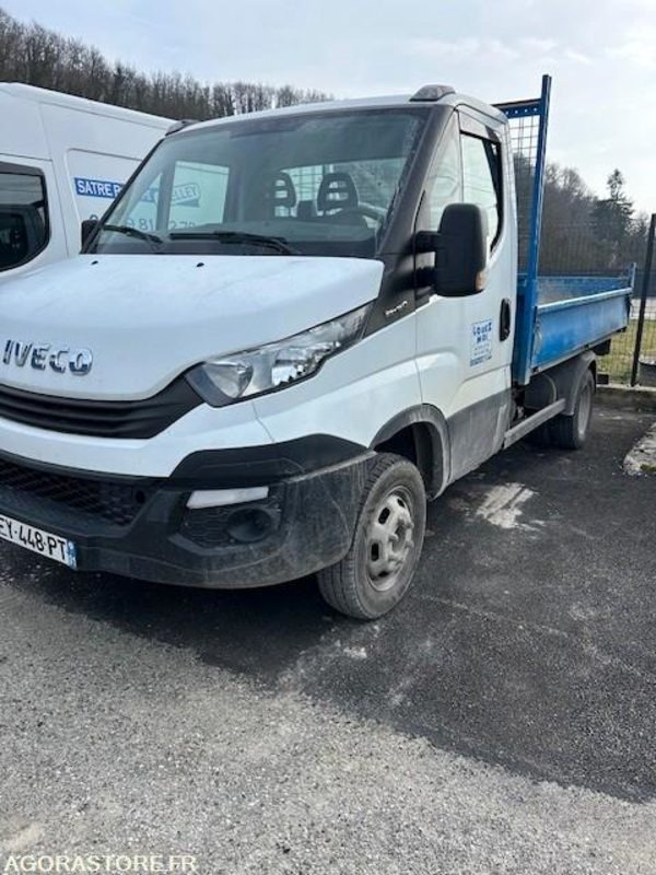 FOURGON BENNE 3.5 T IVECO DAILY 35-150 2018 120 000 KM - Малотоннажный самосвал: фото 1 FOURGON BENNE 3.5 T IVECO DAILY 35-150 2018 120 000 KM - Малотоннажный самосвал: фото 1