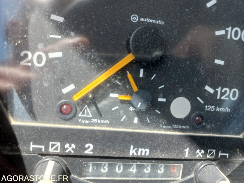 PORTEUR ISUZU 7T5 MOVI GUIMA DE 2005 - 130500 KM (R30427) - Грузовик: фото 5 PORTEUR ISUZU 7T5 MOVI GUIMA DE 2005 - 130500 KM (R30427) - Грузовик: фото 5