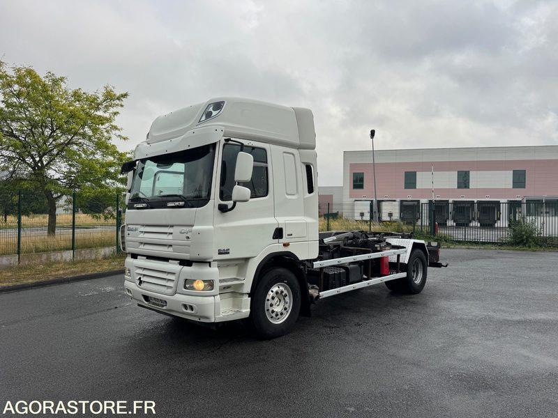 Porteur DAF CF460 19T Ampliroll GUIMA - 2009 - 801000km - Грузовик: фото 1 Porteur DAF CF460 19T Ampliroll GUIMA - 2009 - 801000km - Грузовик: фото 1