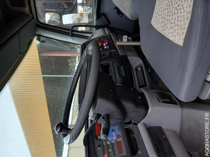 RENAULT MIDLUM - 2002 - BB284DN - Грузовик: фото 4 RENAULT MIDLUM - 2002 - BB284DN - Грузовик: фото 4