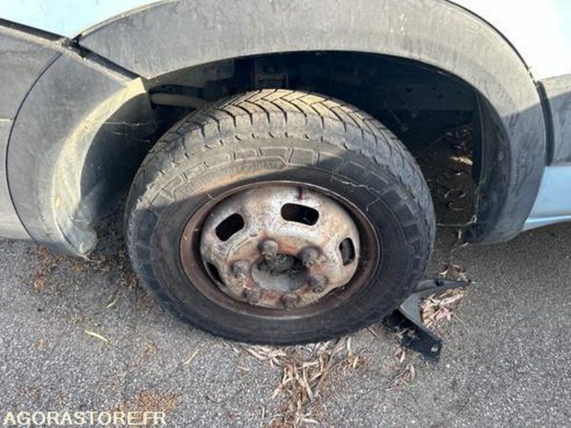 IVECO DAILY - 2010 - 156734KM - AN595DJ - Цельнометаллический фургон: фото 4 IVECO DAILY - 2010 - 156734KM - AN595DJ - Цельнометаллический фургон: фото 4
