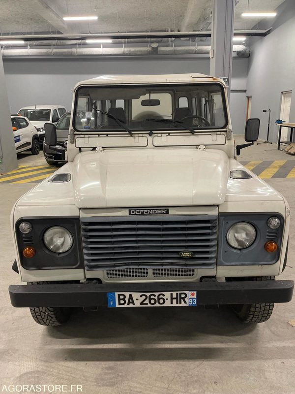 LAND ROVER DEFENDER I 110 2.5 Td5 Pickup 122cv BA-266-HR - Внедорожник: фото 1 LAND ROVER DEFENDER I 110 2.5 Td5 Pickup 122cv BA-266-HR - Внедорожник: фото 1