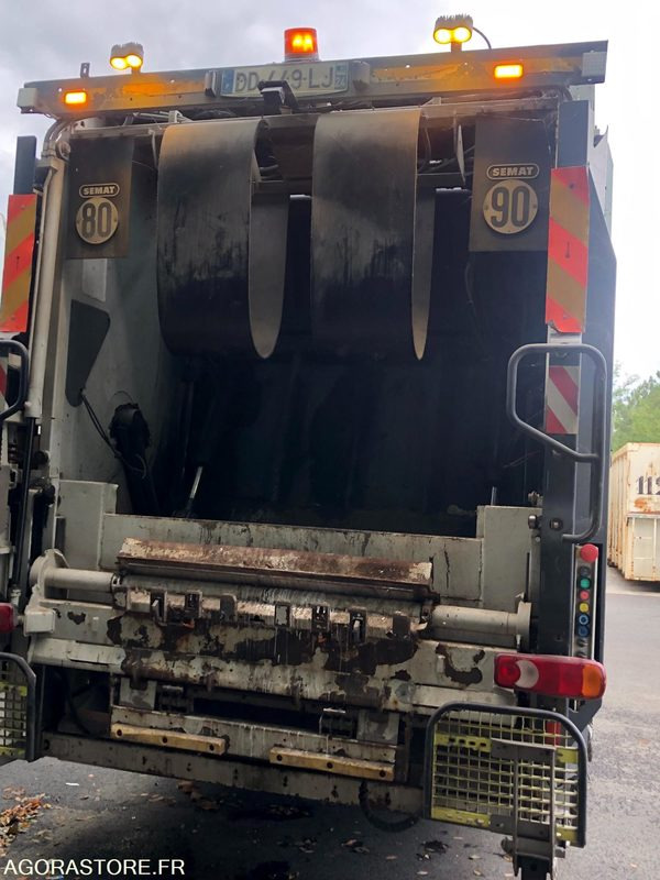 MERCEDES ECONIC (26t, 21 CV, 353 Cv, cabine bus, benne 23m3) - 138948 kms - 2018 - Мусоровоз: фото 4 MERCEDES ECONIC (26t, 21 CV, 353 Cv, cabine bus, benne 23m3) - 138948 kms - 2018 - Мусоровоз: фото 4