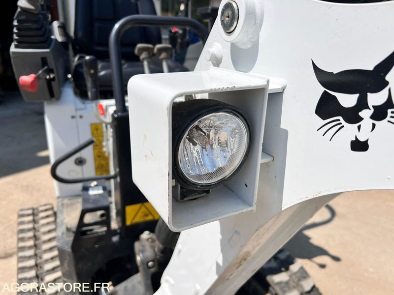 Экскаватор Mini-pelle 1T Bobcat E10 Z comme neuve - Année 2023 - 135heures: фото 13