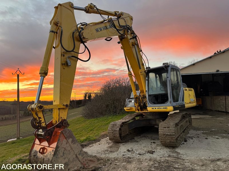 PELLE NEW HOLLAND E215B - 2009 - 11000 heures - Экскаватор: фото 5 PELLE NEW HOLLAND E215B - 2009 - 11000 heures - Экскаватор: фото 5