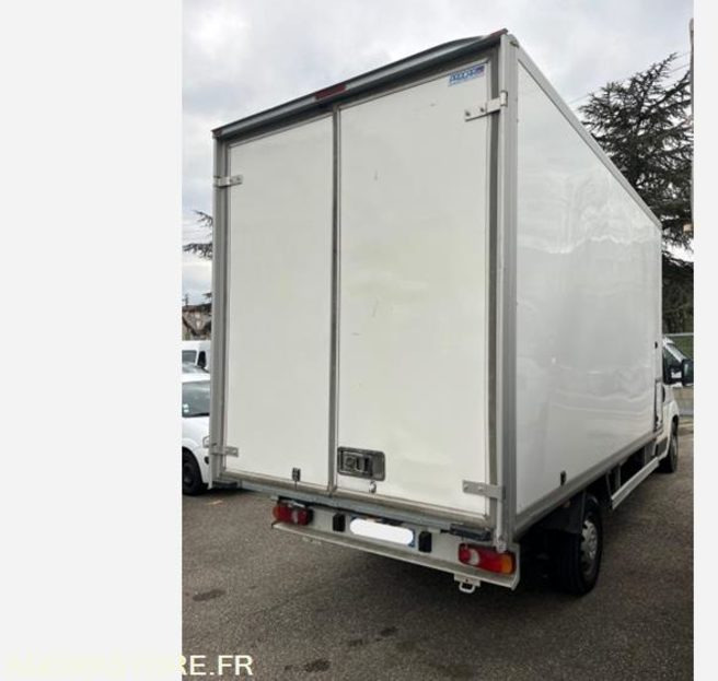 PEUGEOT BOXER CAISSE 20M3 130CV - 2019 - 147 000km - Цельнометаллический фургон: фото 4 PEUGEOT BOXER CAISSE 20M3 130CV - 2019 - 147 000km - Цельнометаллический фургон: фото 4