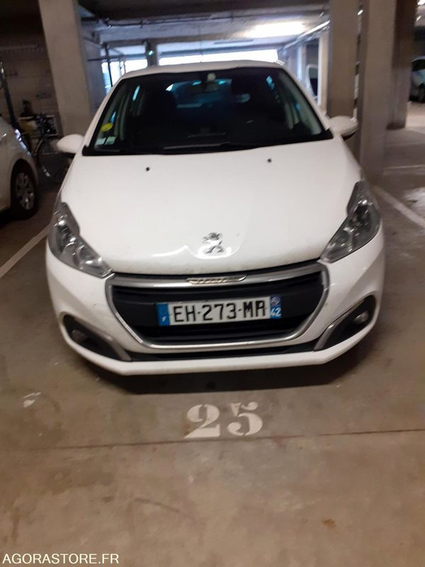 Peugeot 208 - 2016 - 225495 kms - Легковой автомобиль: фото 4 Peugeot 208 - 2016 - 225495 kms - Легковой автомобиль: фото 4