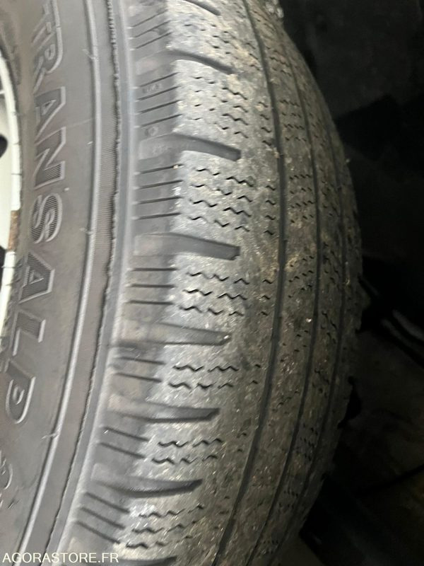 Peugeot Boxer 165CV L2H2 avec Hayon et Galerie - 2023 - 90000 Kms - Цельнометаллический фургон: фото 2 Peugeot Boxer 165CV L2H2 avec Hayon et Galerie - 2023 - 90000 Kms - Цельнометаллический фургон: фото 2