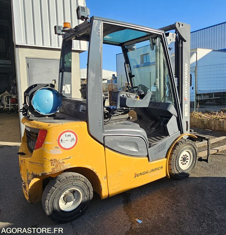 Chariot élévateur Jungheinrich 2.5T - Погрузочно-разгрузочная техника: фото 1 Chariot élévateur Jungheinrich 2.5T - Погрузочно-разгрузочная техника: фото 1