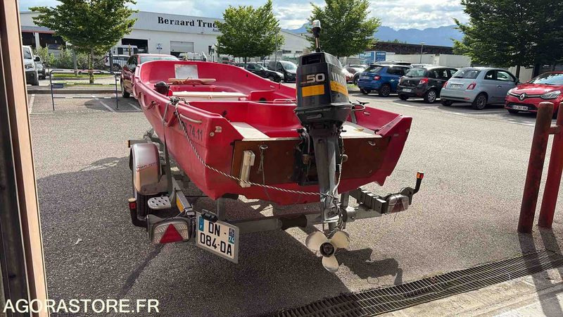 Bateau FUN YAK - YAMAHA 50 CV + remorque - 2004 - Полуприцеп: фото 3 Bateau FUN YAK - YAMAHA 50 CV + remorque - 2004 - Полуприцеп: фото 3