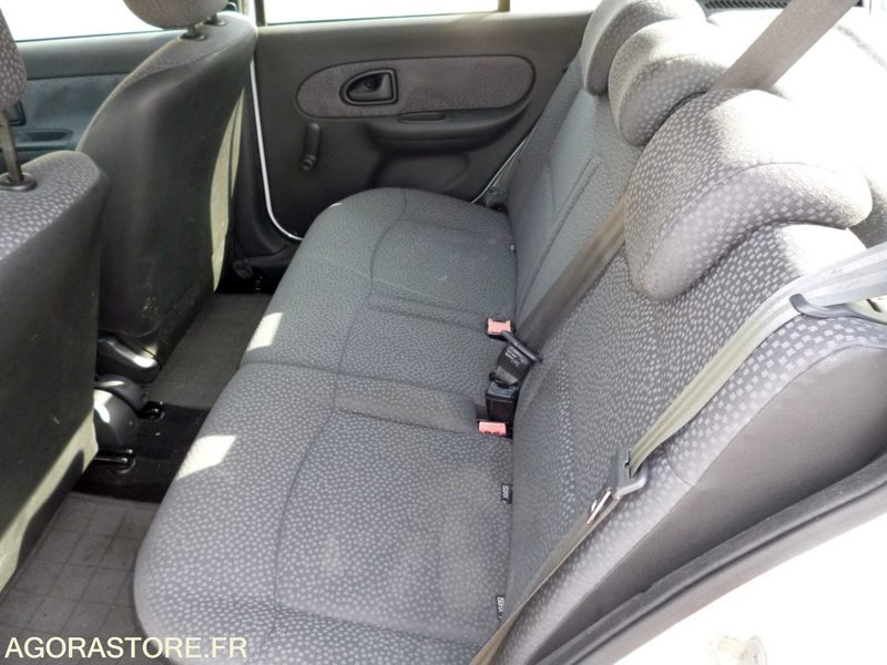 RENAULT CLIO 1.5 DCI - 2007 - Легковой автомобиль: фото 5 RENAULT CLIO 1.5 DCI - 2007 - Легковой автомобиль: фото 5