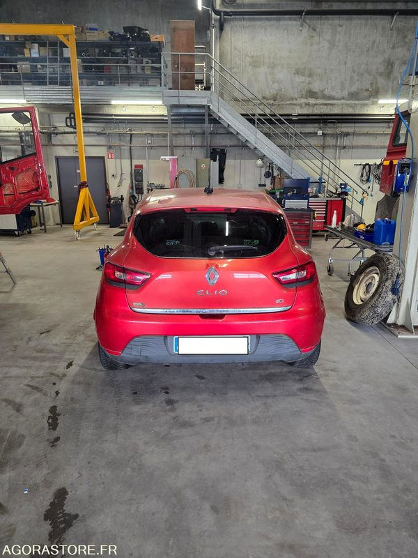 RENAULT CLIO - Легковой автомобиль: фото 3 RENAULT CLIO - Легковой автомобиль: фото 3