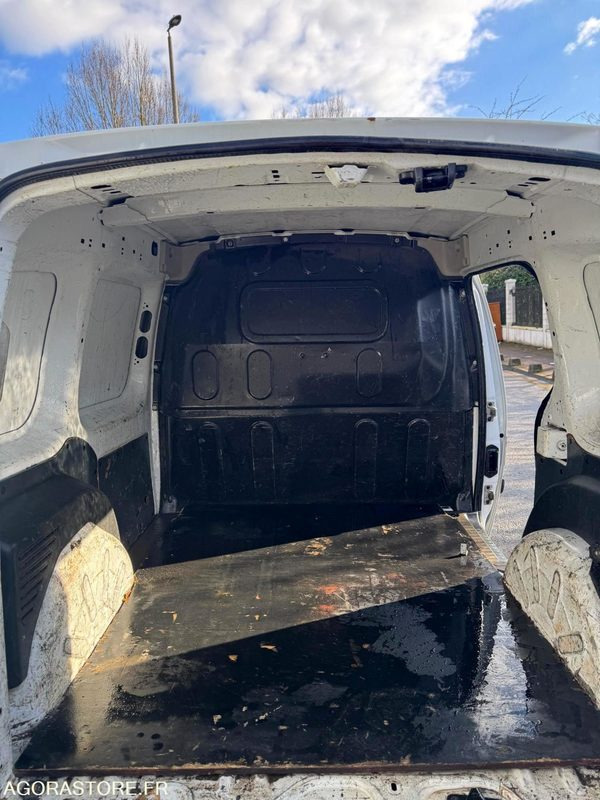 RENAULT KANGOO - 2016 - 300 000 KM - Легковой фургон: фото 4 RENAULT KANGOO - 2016 - 300 000 KM - Легковой фургон: фото 4