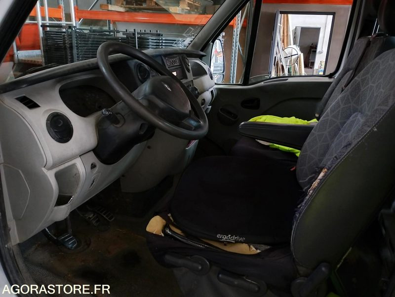 RENAULT MASTER BENNE - Малотоннажный самосвал: фото 2 RENAULT MASTER BENNE - Малотоннажный самосвал: фото 2