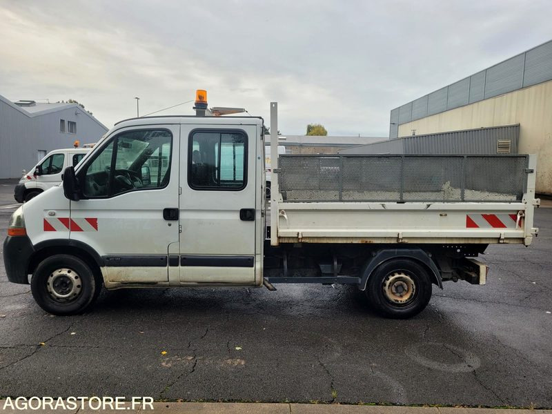 RENAULT MASTER DIESEL - 892CAY57 - VIN VF1HDC2G640586935 - Малотоннажный самосвал: фото 1 RENAULT MASTER DIESEL - 892CAY57 - VIN VF1HDC2G640586935 - Малотоннажный самосвал: фото 1