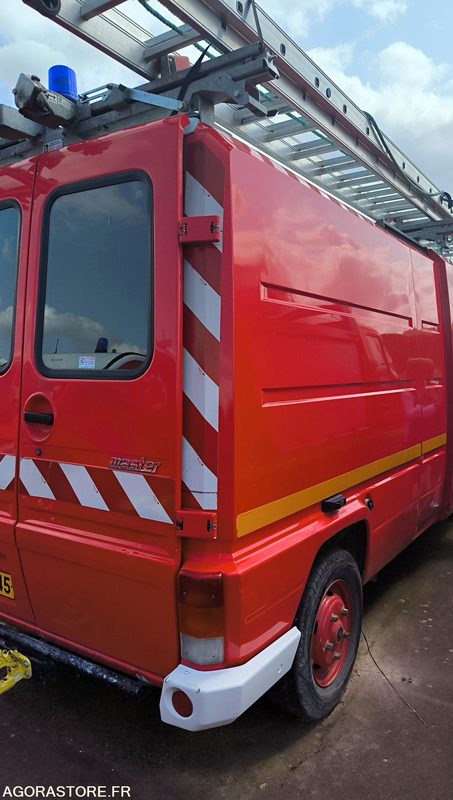 RENAULT MASTER T35 D 102714kms - 1996 - Цельнометаллический фургон: фото 5 RENAULT MASTER T35 D 102714kms - 1996 - Цельнометаллический фургон: фото 5