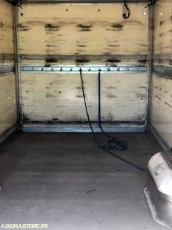 RENAULT MASTER / non roulant / 550 000Km - 2016 - Цельнометаллический фургон: фото 3 RENAULT MASTER / non roulant / 550 000Km - 2016 - Цельнометаллический фургон: фото 3