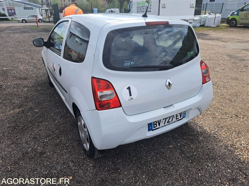 RENAULT TWINGO 92000KM 20/09/2011 - Легковой автомобиль: фото 4 RENAULT TWINGO 92000KM 20/09/2011 - Легковой автомобиль: фото 4