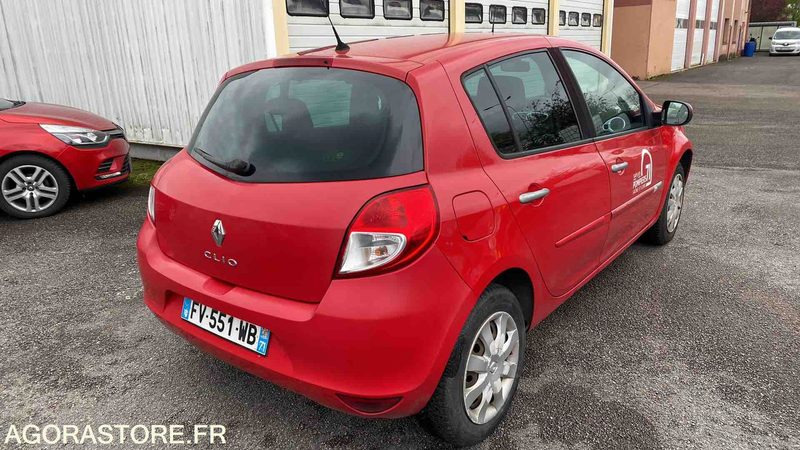 Renault - Clio - 2009 - 287311KMS - FV551WB - Легковой автомобиль: фото 4 Renault - Clio - 2009 - 287311KMS - FV551WB - Легковой автомобиль: фото 4