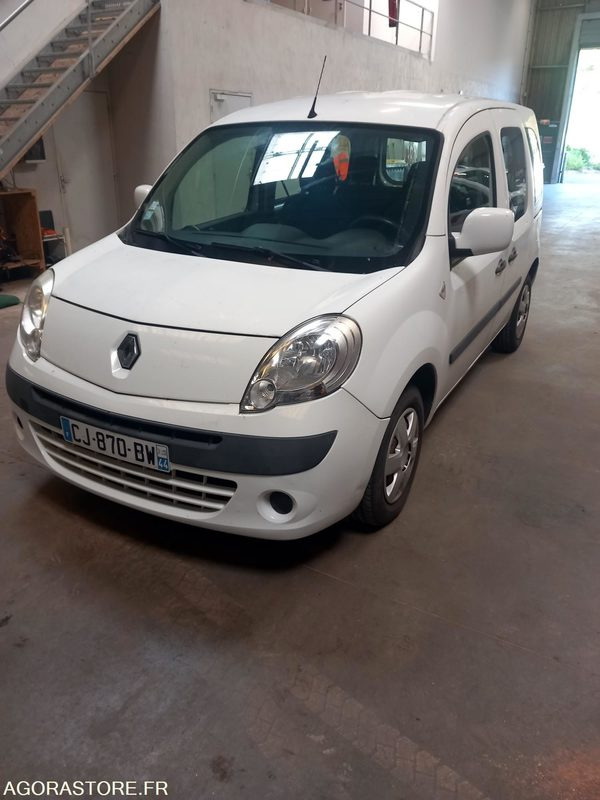 Renault Kango 5 places DCI - Легковой автомобиль: фото 1 Renault Kango 5 places DCI - Легковой автомобиль: фото 1
